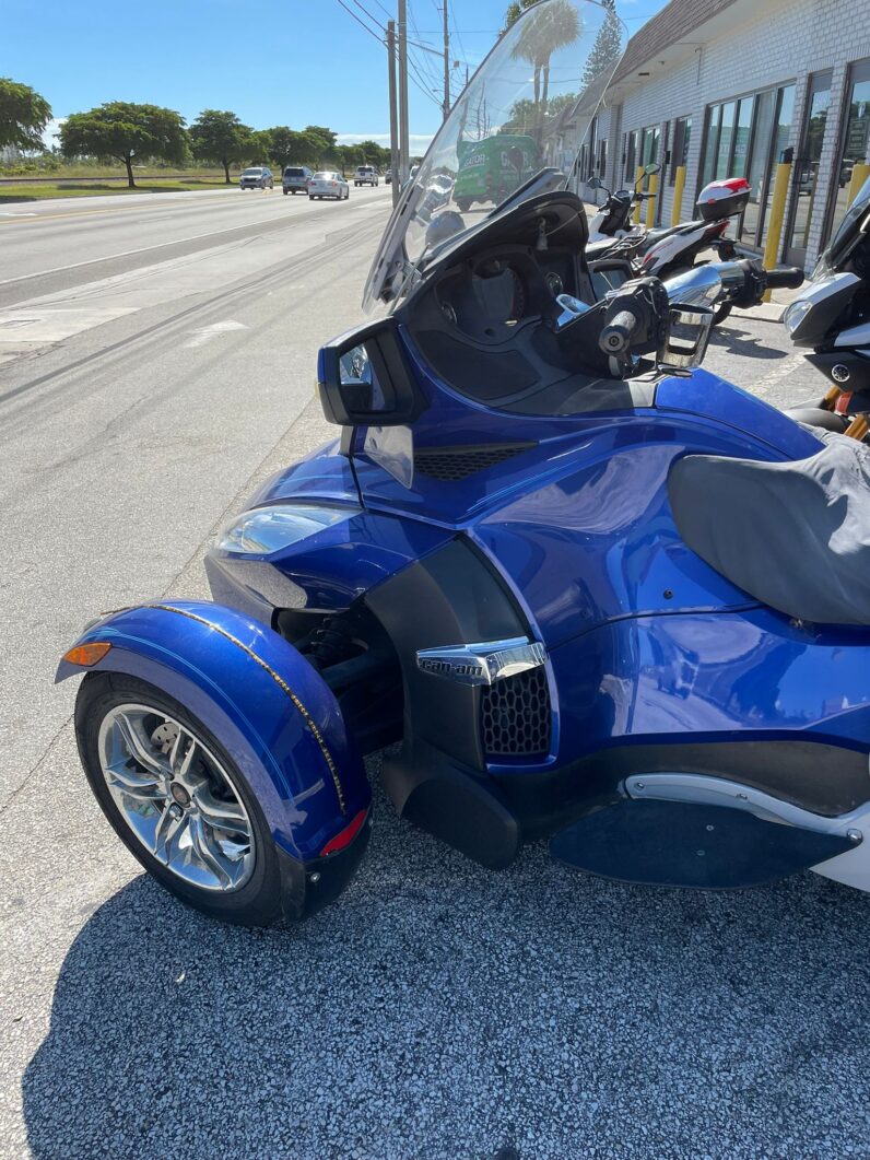 2012 CAN-AM SPYDER RT 998 CC- BLUE